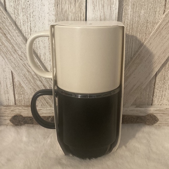 Target BP 2022 Apple Cider House Stacked Mugs - Picture 2 of 8